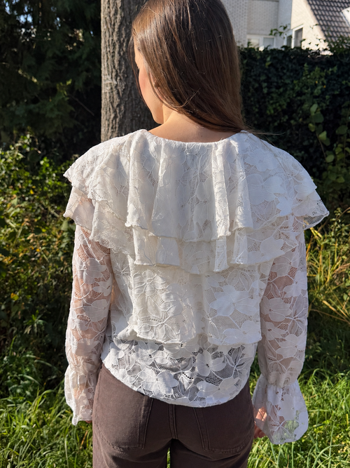 Kanten blouse met ruches